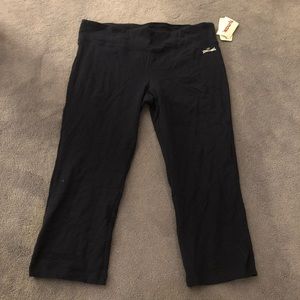 Navy blue Capri leggings